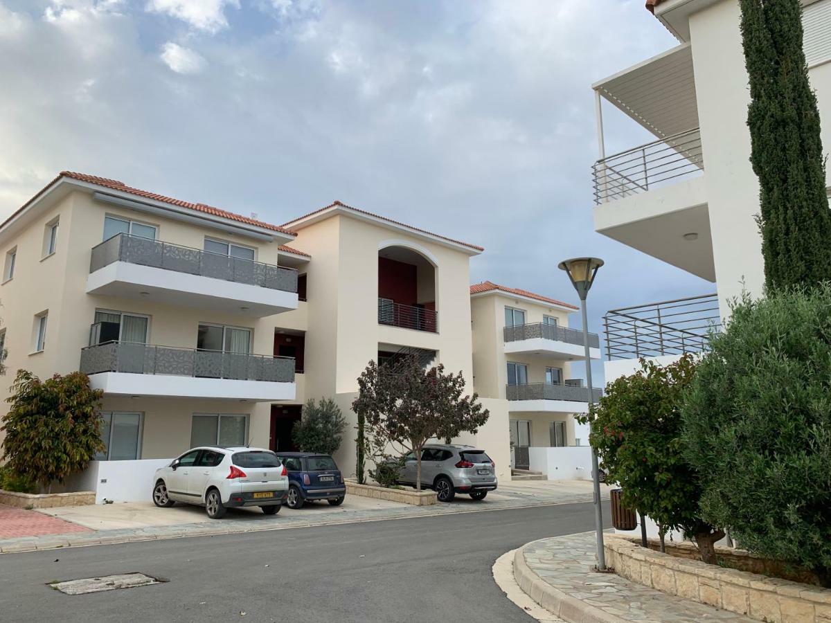 Mythical Sands New Luxury Apartment Paralimni Exterior photo